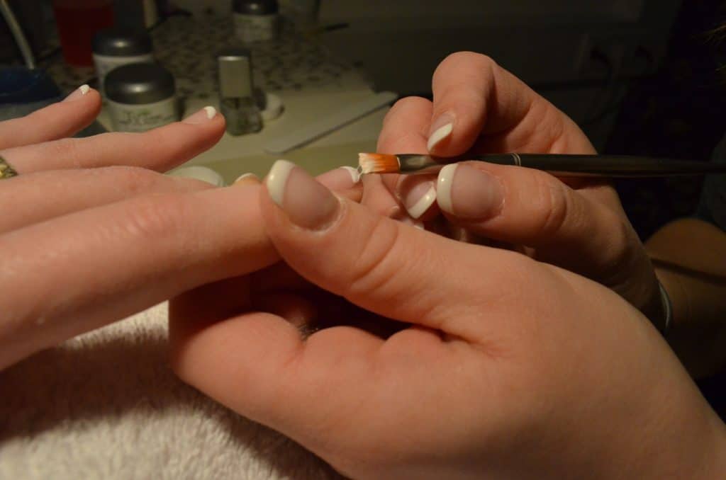 working-in-a-nail-salon-safe-when-pregnant